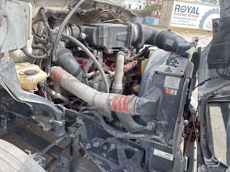 2012-ford-f750-image-23