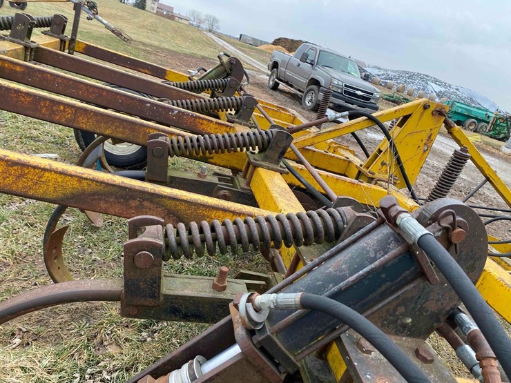 landoll-disc-chisel-image-16