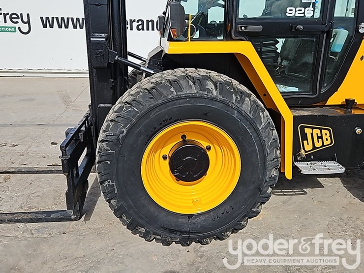 2015-jcb-926-image-14