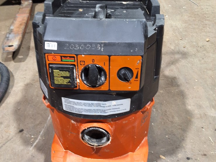 #334-•-turbo-ii-x-ac-heavy-duty-vacuum-with-hepa-filter-image-1