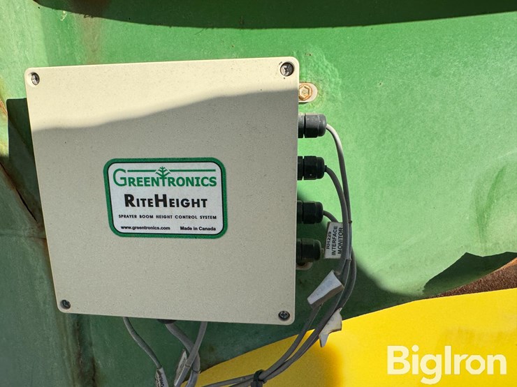 fast-1850-90'-pull-type-sprayer-image-11