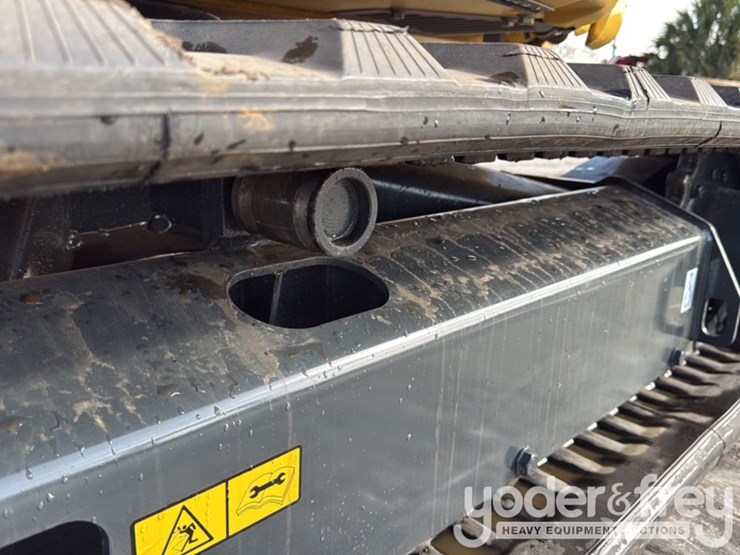 2023-komatsu-pc55mr-image-25