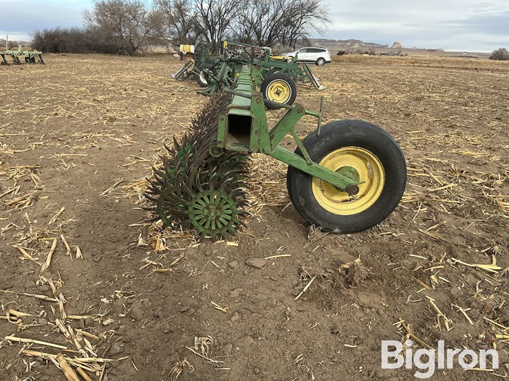 john-deere-400-image-4