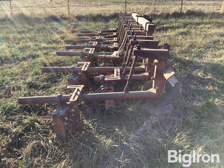 lilliston-15’-rolling-cultivator-image-4