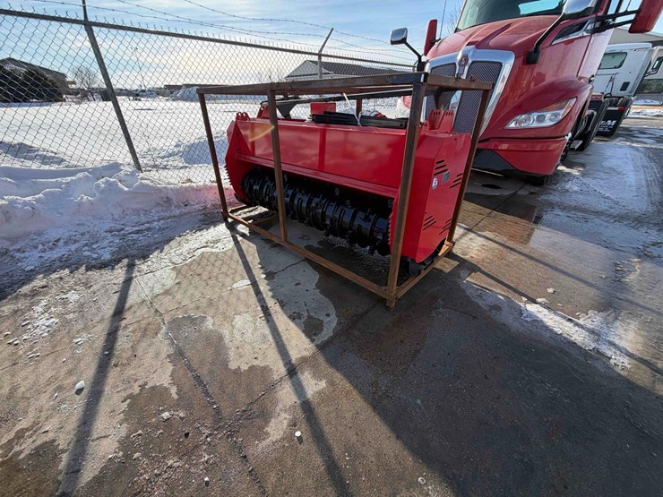 2025-giyi-mulcher-image-7