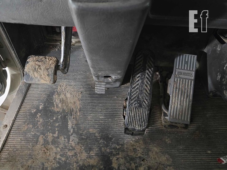 2006-kenworth-t800-image-13