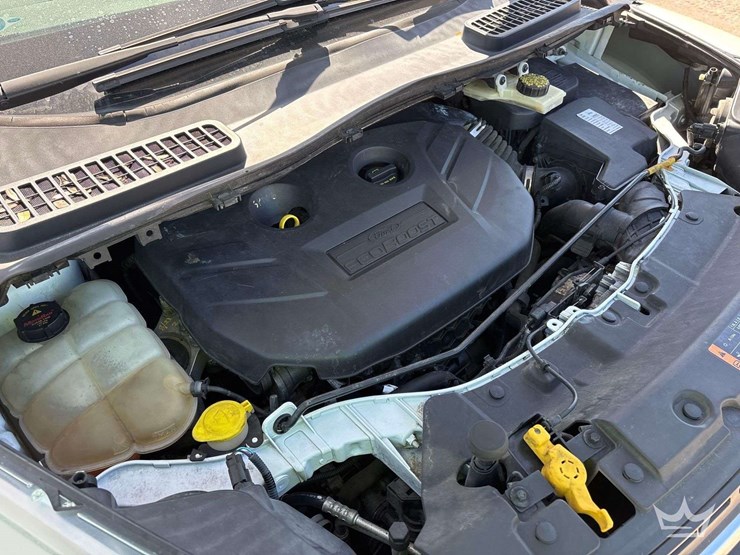 2014-ford-escape-se-image-8