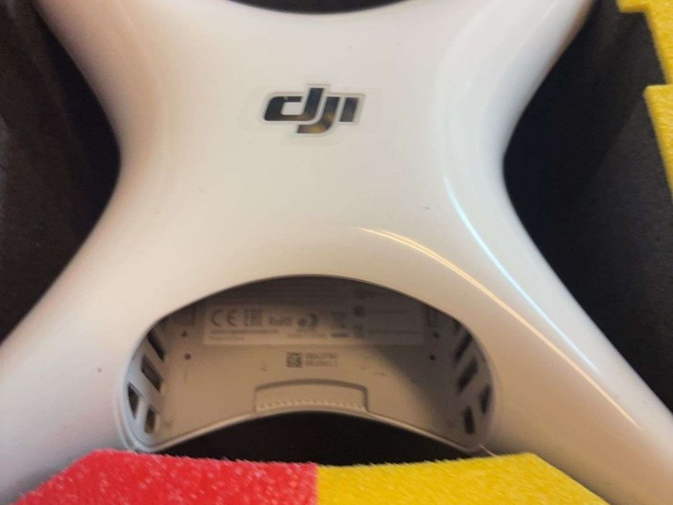 drone-dji-with-charger,-batteries,-remote,-and-hard-case,-been-used-less-than-5-times,-few-years-old,-very-nice-condition-image-8