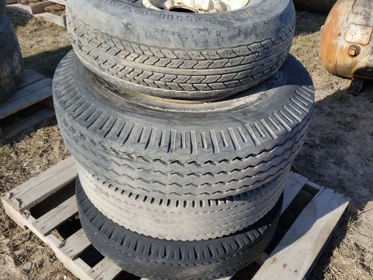 4-various-sizes-rims-and-tires,-open-rims,-and-5-bolt-image-4