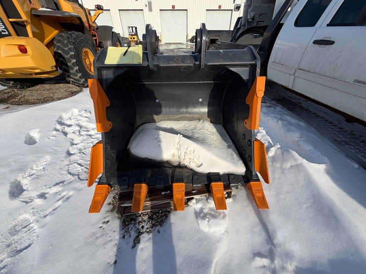 2025-excavator-bucket-image-4