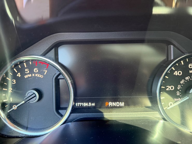 2018-ford-f150-lariat-image-13