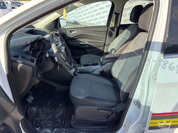 2013-ford-escape-image-12