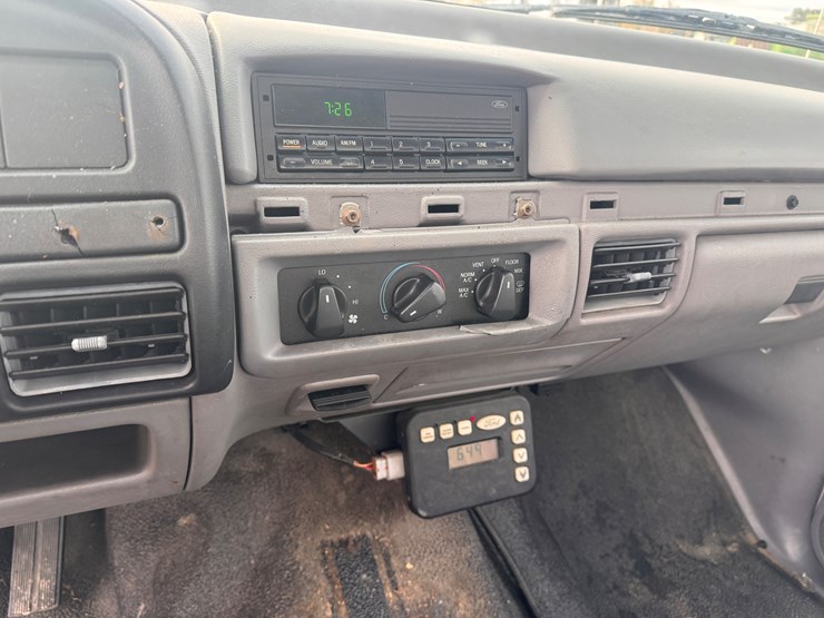 1997-ford-f450-image-19