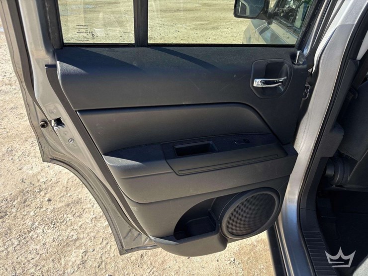 2016-jeep-patriot-image-22