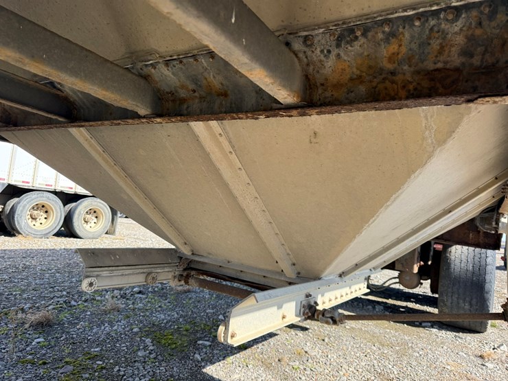 2011-merritt-42-image-21