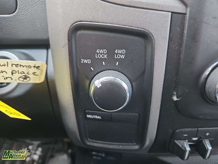 2014-dodge-1500-image-23