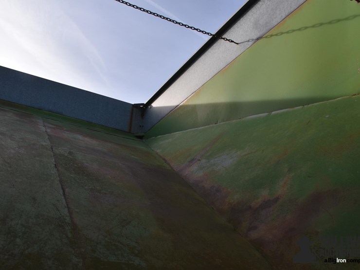 grasshopper-gooseneck-t/a-gravity-wagon-image-18