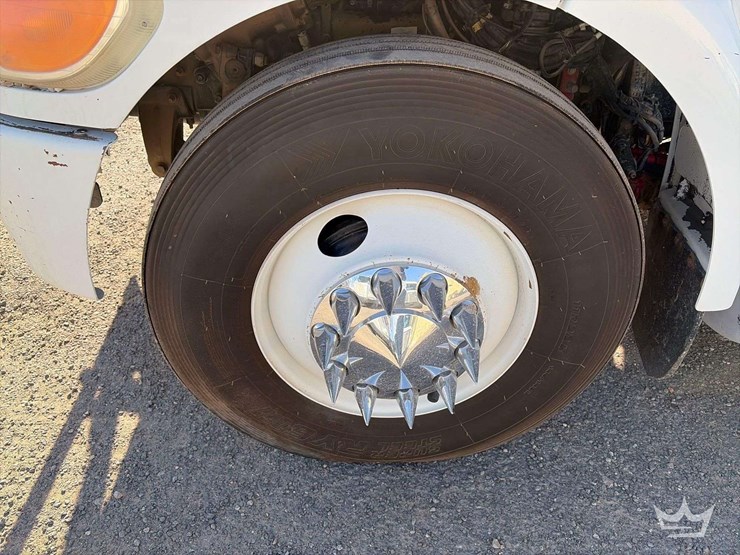 2016-peterbilt-337-image-35