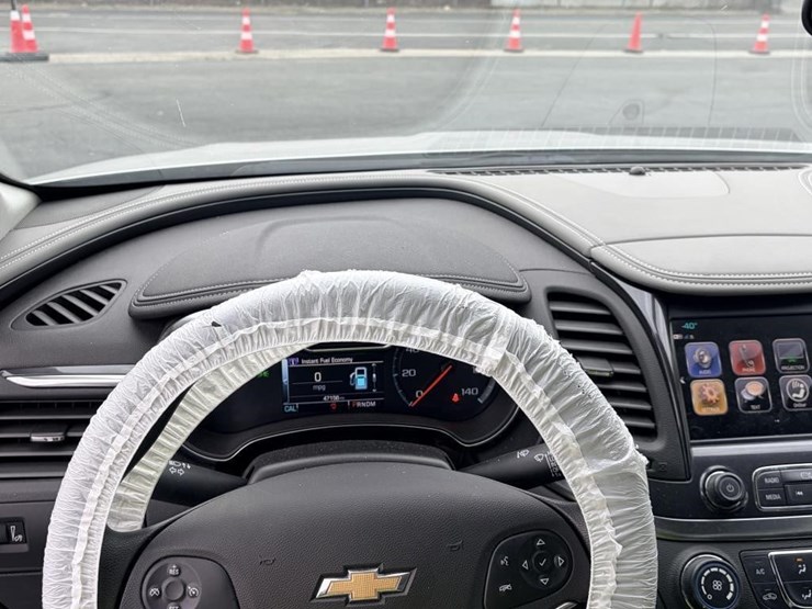 2019-chevrolet-impala-sedan-image-13