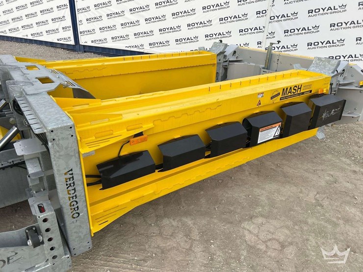 2018-international-4300-image-25