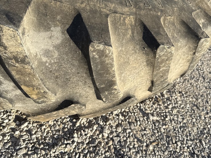 firestone-18.4r46-rear-tractor-tire-image-12