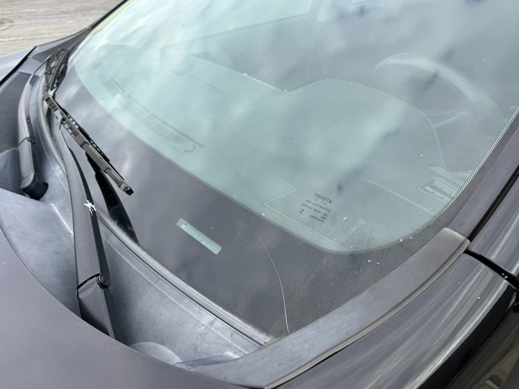 2018-toyota-rav4-image-15