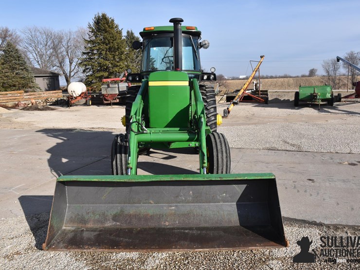 1981-john-deere-4440-image-2