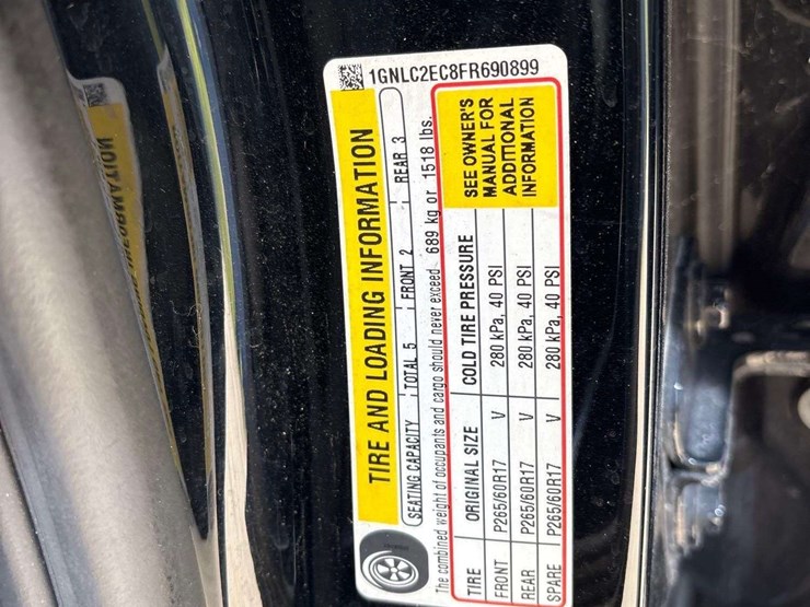 2015-chevrolet-tahoe-image-4