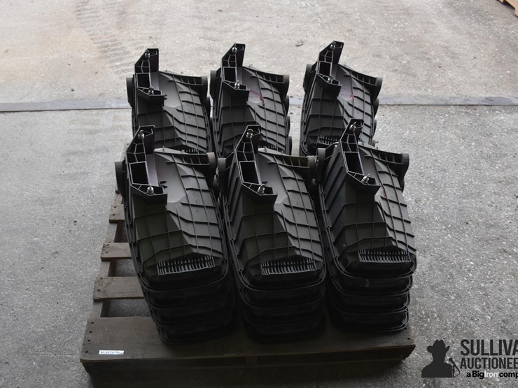 planter-parts-on-pallet-image-1