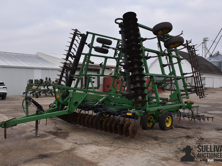 john-deere-726-image-9