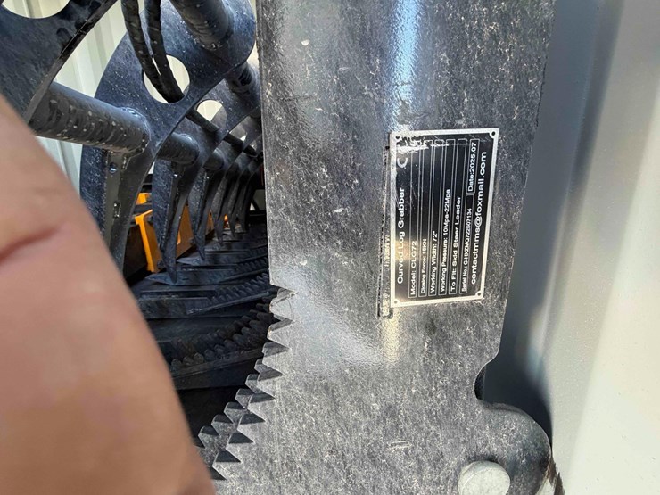 mini-storage-container-image-12