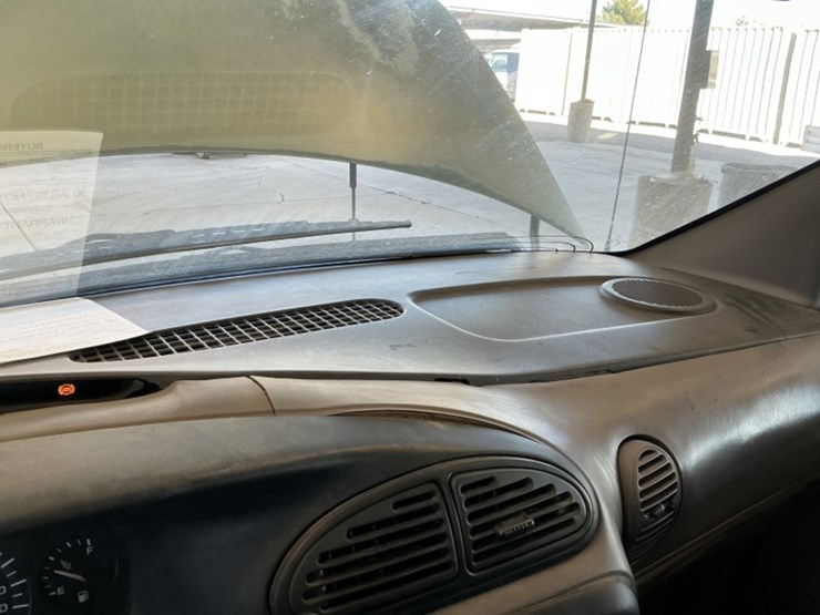 1999-dodge-caravan-image-18