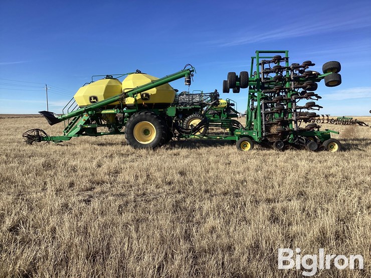 2011-john-deere-1890c-air-seeder-w/1910t-air-cart-image-8