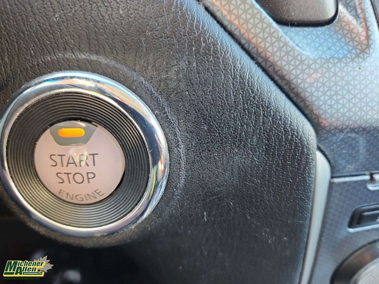 2017-nissan-pathfinder-image-27