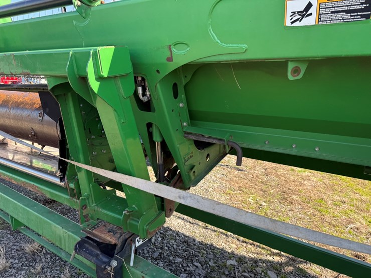 john-deere-630d-image-31