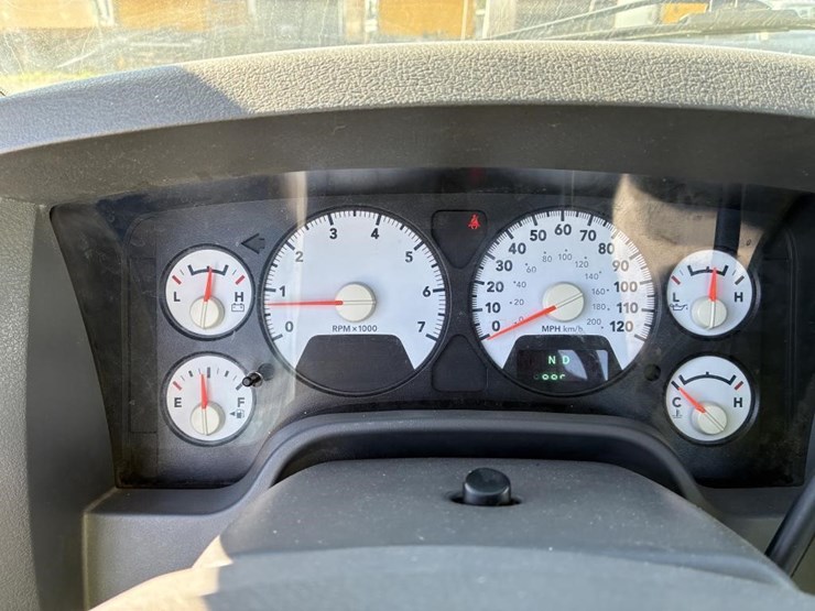 2007-dodge-ram-pickup-truck-image-14