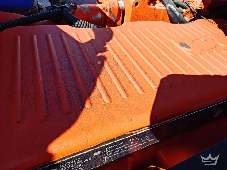 2015-peterbilt-567-image-11