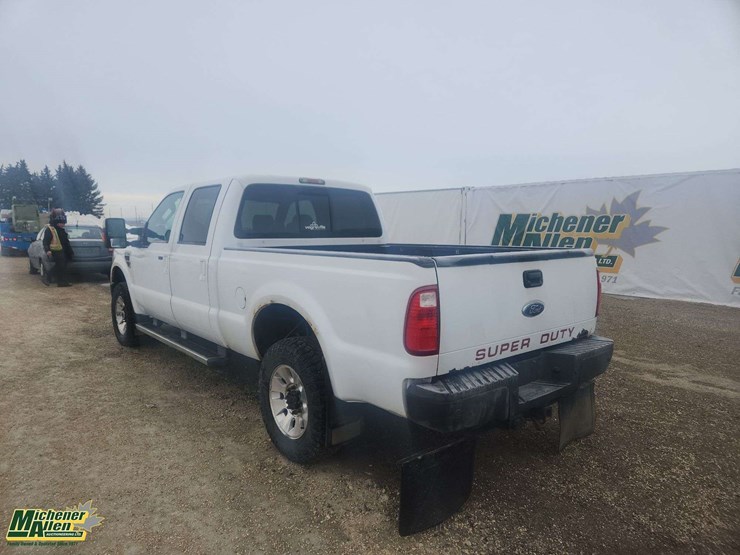 2010-ford-f250-image-3