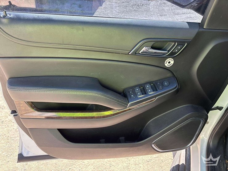 2019-chevrolet-tahoe-image-11