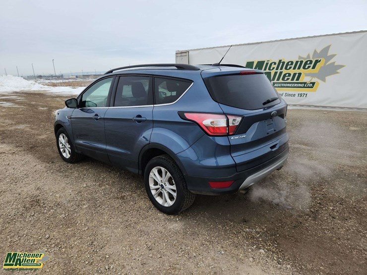 2018-ford-escape-se-image-3