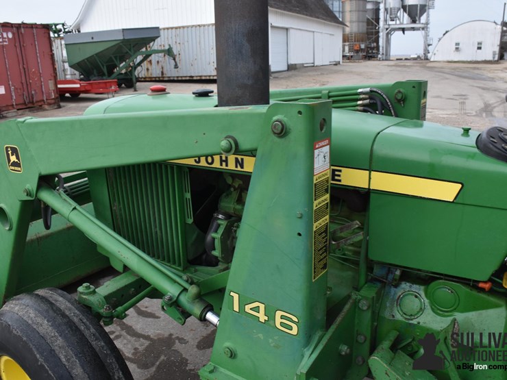 1976-john-deere-2640-image-13