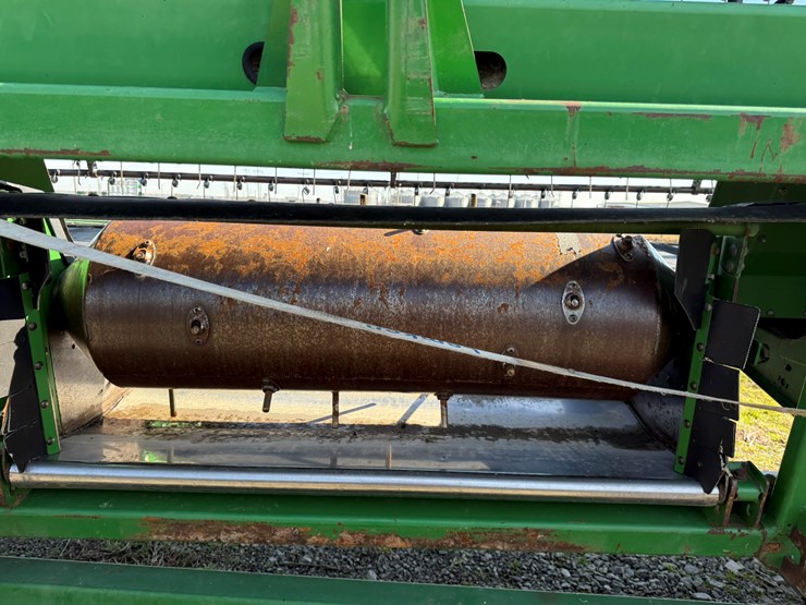 john-deere-630d-image-34