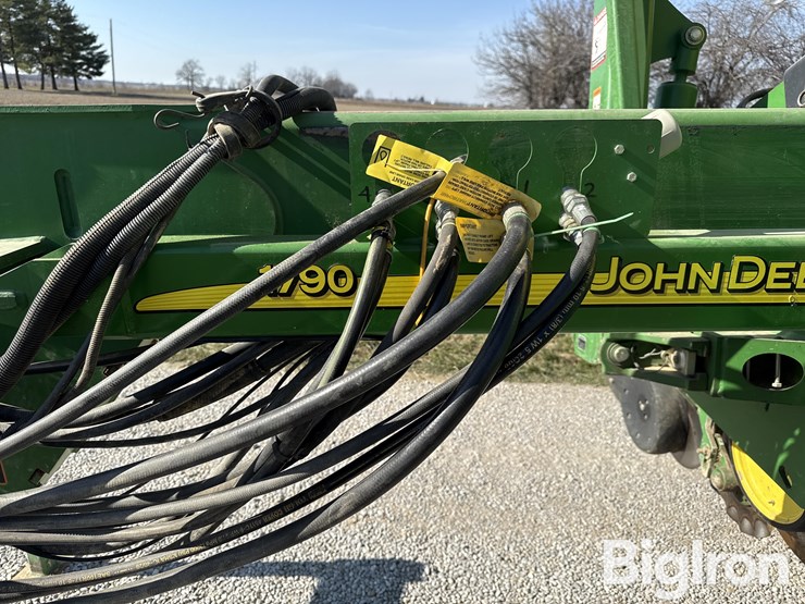 2008-john-deere-1790-ccs-image-11