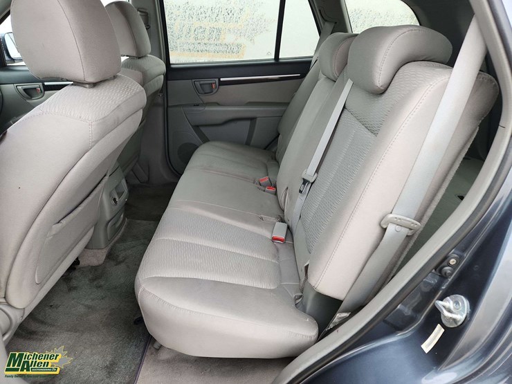 2008-hyundai-santa-fe-image-15