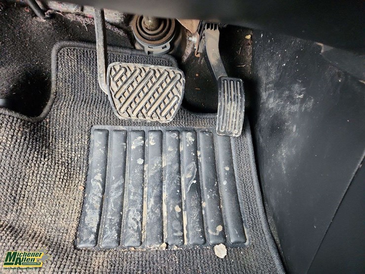 2017-nissan-pathfinder-image-25