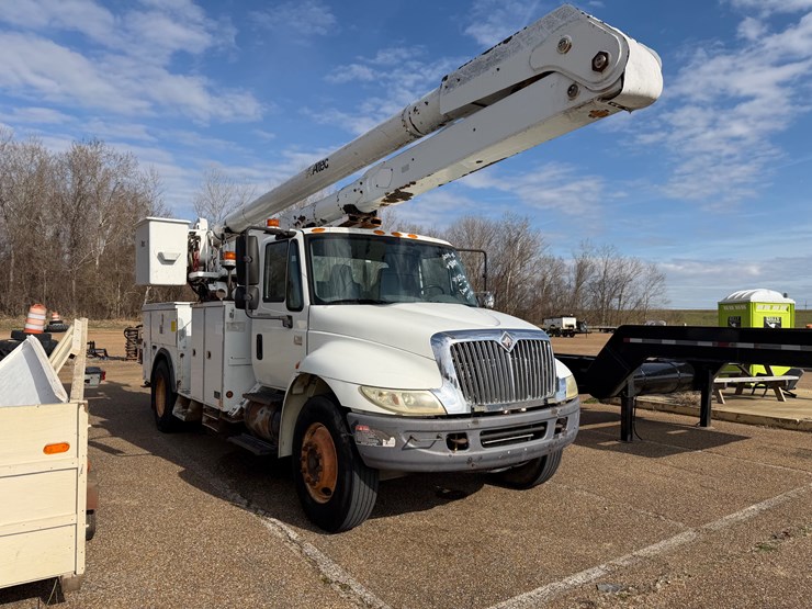 2008-international-durastar-4300-image-8