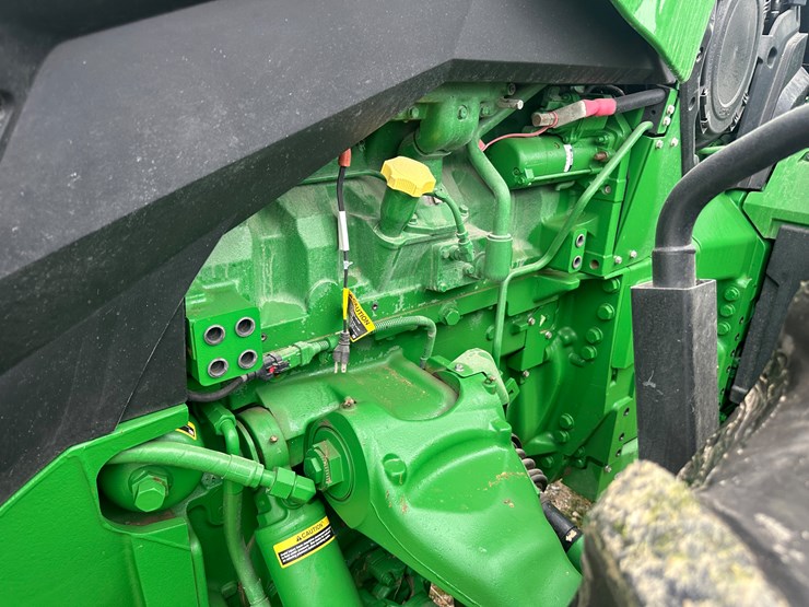 john-deere-8r-280-image-52
