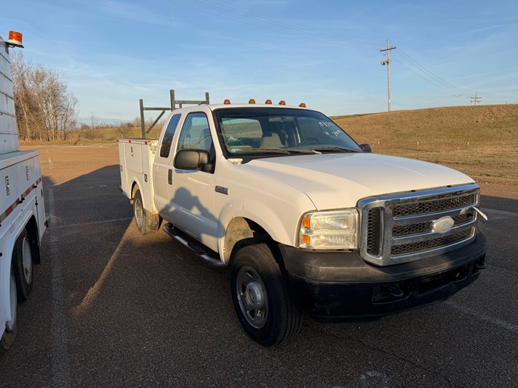 2006-ford-f250-image-4