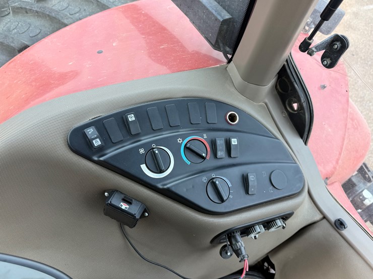 2012-case-ih-magnum-340-image-34