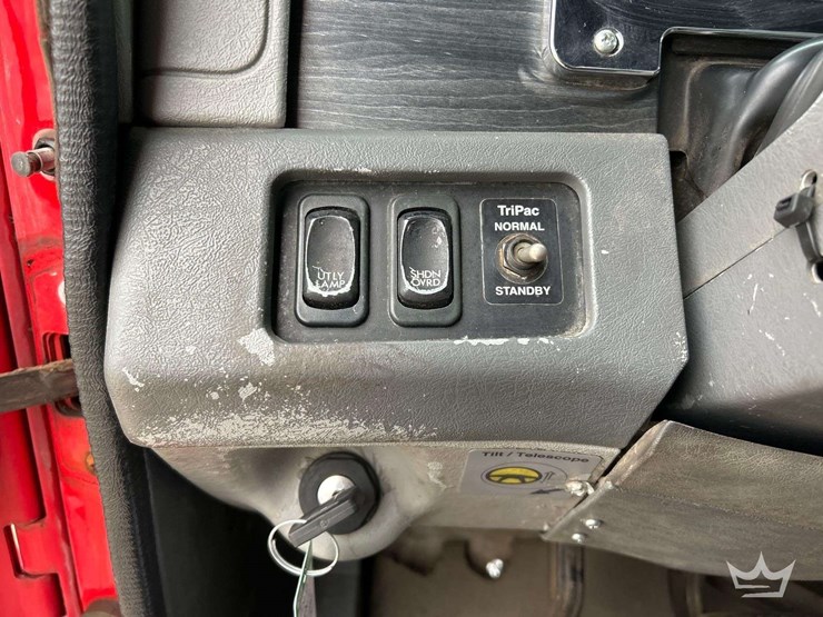 2007-freightliner-columbia-120-image-14